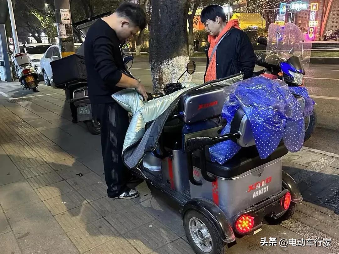 电瓶车换电池_换电瓶复杂吗_机动车换电瓶