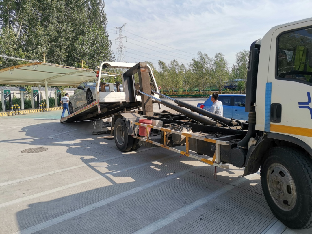 电动车拖车公司电话号码是多少_电瓶车拖车服务电话_电动车拖车电话